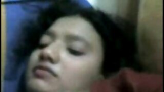 Milf karo susu gedhe di sedot